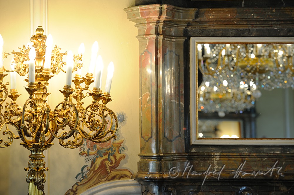 Schloss Dobris, hall of mirrors, lustre