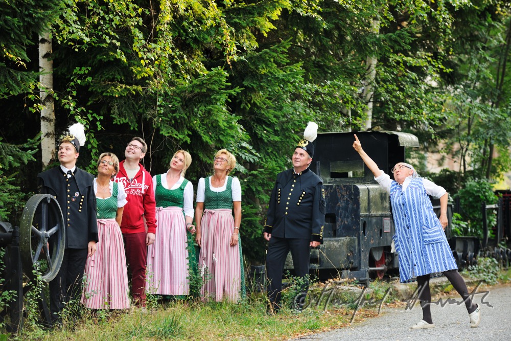 comedian guided tour in the mining museum